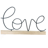 Peça Decorativa Love - Toque de Amor e Elegância para Seu Ambiente